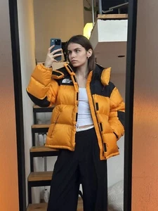 The North Face HMLYN Baltoro Puffer Daunenjacke Gelb Schwarz - Bild 1 von 14