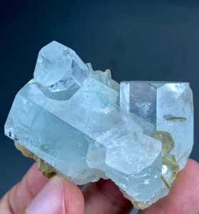 350 Karat schöner hochwertiger Aquamarin Kristall Bündel aus Skardu Pakistan  - Bild 1 von 7