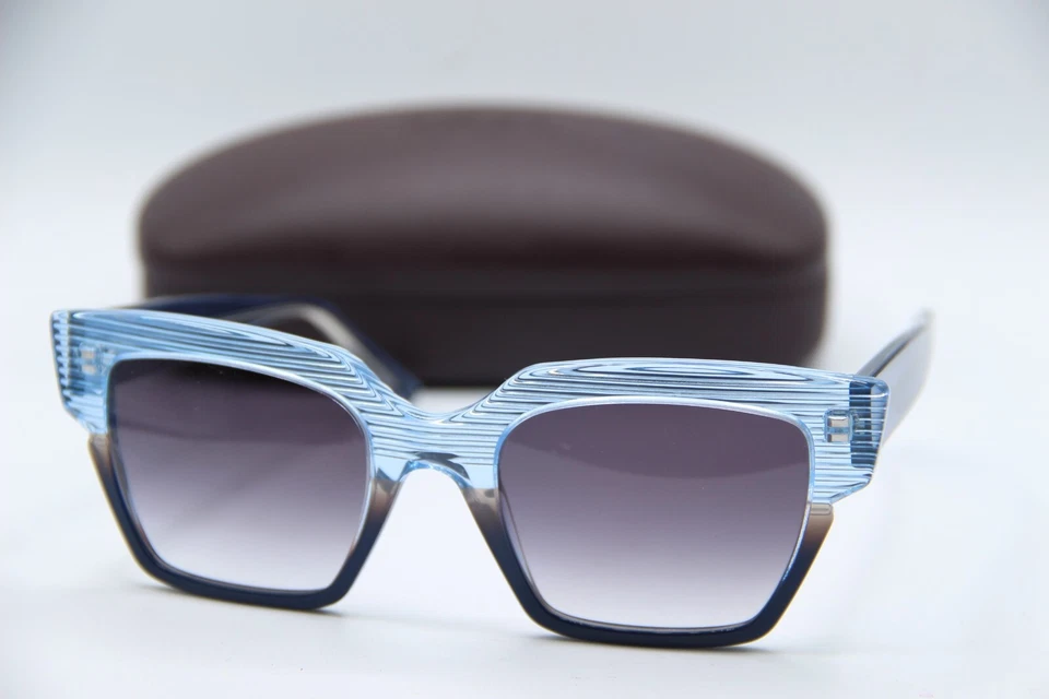 NUEVAS GAFAS DE SOL JEAN LAFONT PARIS JUILLET 3142 AZUL DEGRADADO CON ESTUCHE 53-21 Foto 1 de 4