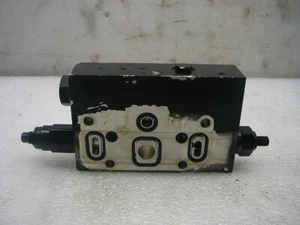 PARKER SINGLE SPOOL HYDRAULIC CONTROL VALVE 901 - Picture 1 of 7
