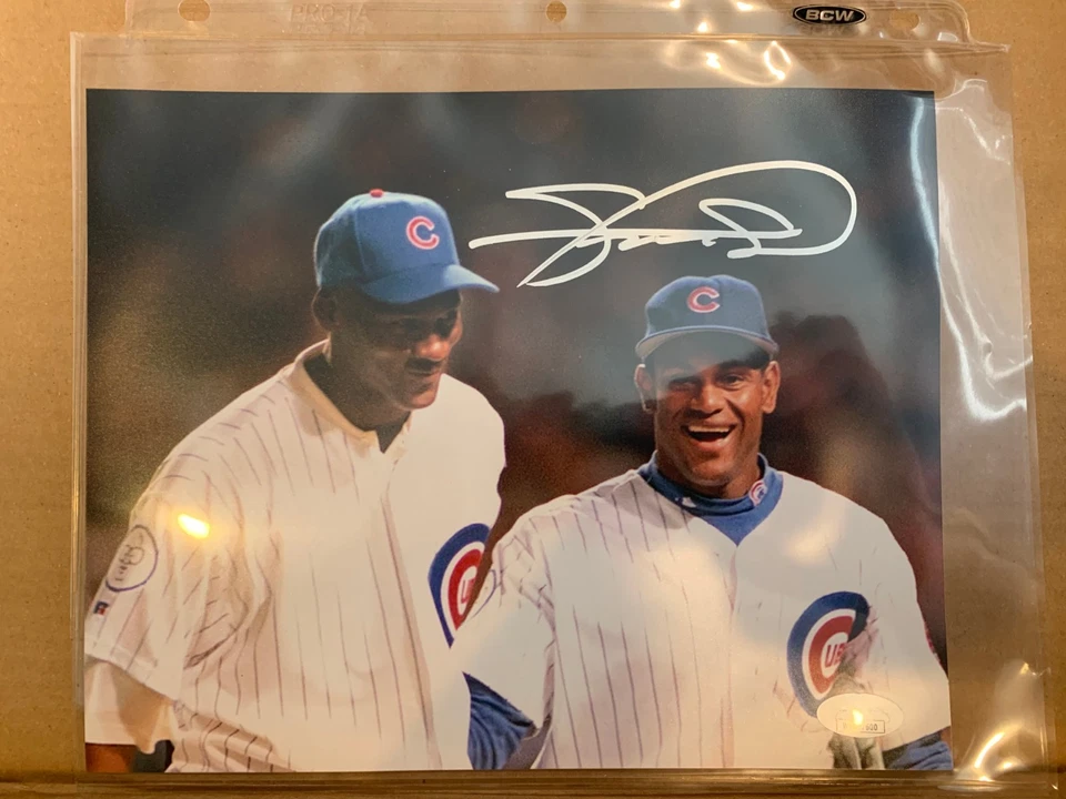 Sammy Sosa Autograph Signed Auto Chicago Cubs 8x10 Photo JSA COA Michael Jordan - Image 1 of 1