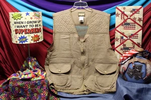 SafTrak Men's Khaki Hunter Camo Cargo Vest Size XL hunting sport outdoors travel - Picture 1 of 23