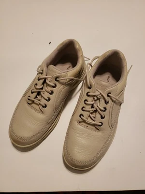 Rockport Mens 8.5 M World Tour Classic Beige Walking Shoes Lace Up Vietnam — 第 1/4 张图片