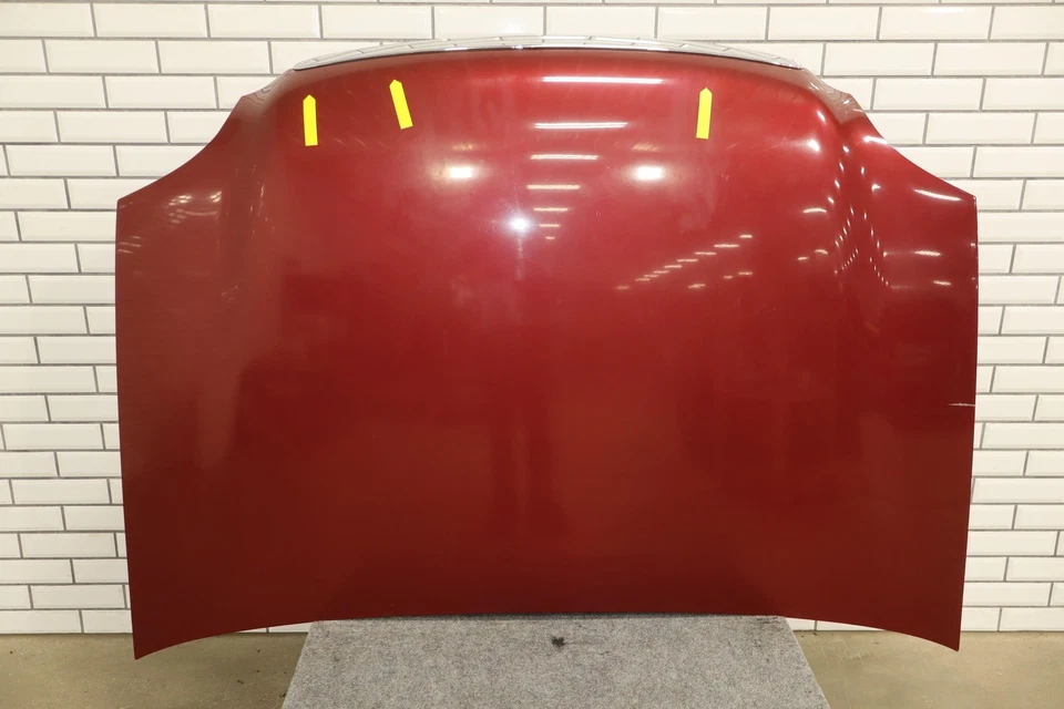 07-14 GMC Yukon Denali OEM Hood Panel (Red Jewel Tintcoat 80U) Foto 1 de 4