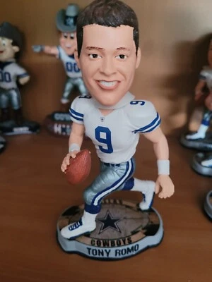 Tony Romo DALLAS COWBOYS LEGENDS of the FIELD Vintage logo base #'d 2012 Foto 1 de 4