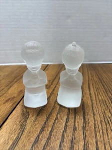 Fenton Religious Frosted Satin Glass Praying Boy And Girl 3-1/2” High - Picture 1 of 8
