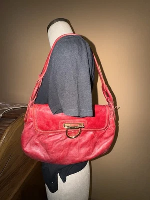 Bolso de mano plisado de cuero rojo Antonio Melani  Foto 1 de 4