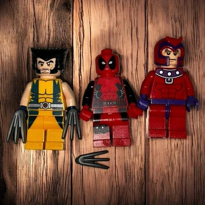 LEGO Deadpool, Wolverine, & Magneto Minifigures, Set 6866 - Missing Accessories - Image 1 of 4
