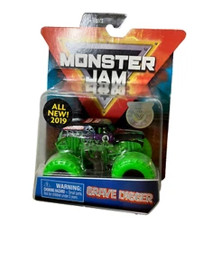 Monster Jam Truck GRAVE DIGGER 1:64 w/ Driver Man Green Tires 2019 Nitro Neon - Picture 1 of 6