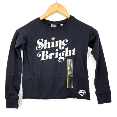 Camiseta gráfica de manga comprida brilhante brilhante roupas junk food da Target - Imagem 1 de 4