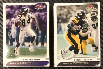 2001 Fleer Focus Football Cards Lot You Pick - Image 1 of 2
