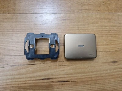 Busch Jaeger "Alpha-Nea bronze" Wippe mit weißer Kalotte mit Schlüsselsymbol - Bild 1 von 4