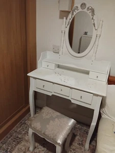 Dressing Tabel  - Picture 1 of 1