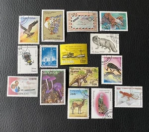 Konvolut 15 Briefmarken aus verschiedenen Ländern und verschiedenen Jahren - J72 - Bild 1 von 1