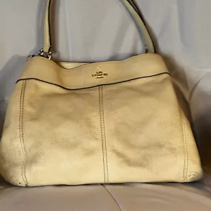 Coach Lexi Pebbled Leather Shoulder 3 Compartment Carryall Schultertasche - Bild 1 von 15