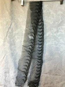 Antique Vintage Black  embroidered Lace Remnant - Bild 1 von 4