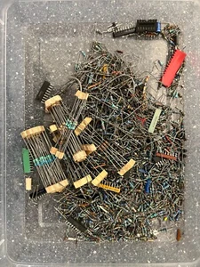 Large Mixed Lot of Vintage Resistors and IC Components - DIY Electronics Project - Picture 1 of 7