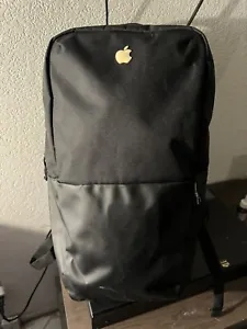 Apple Incase Backpack Black Nylon Laptop Lightweight Work Outdoor Employee Slim - Picture 1 of 13