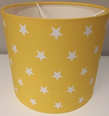 Pantalla hecha a mano en tela estrella amarilla, techo o lámpara, varios tamaños Foto 1 de 3