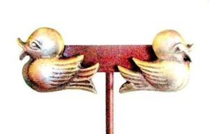 VINTAGE 1930'S PERUVIAN SILVER SCREW BACK DUCKLING EARRINGS - Picture 1 of 3