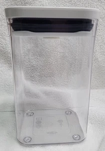 Contenedor de almacenamiento Oxo Pop 1,1 qt 1,0 litros ¡EXCELENTE ESTADO USADO!! - Imagen 1 de 4