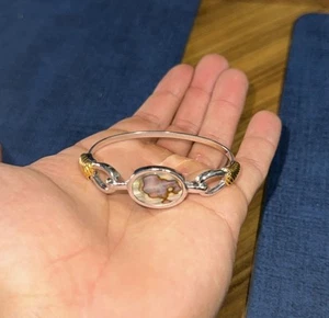 Vintage Avon Oval Abalone Pearlescent Shell Bangle Hinge Bracelet - Picture 1 of 4