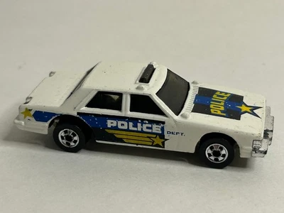 Hot Wheels Squadbod Body Swappers Police Dept. Low & Sassy Chassis Diecast Loose - Image 1 of 4