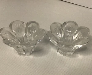 Two Cristal D'Arques Crystal Petal Glass Candle Holders - Imagen 1 de 9