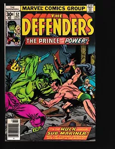 Defenders Issue #52 FN - Picture 1 of 2
