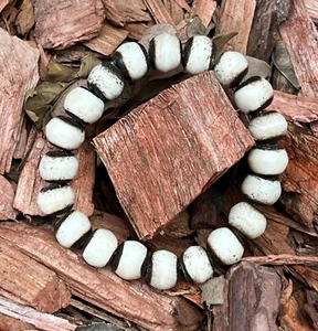 Pulsera Mala Hueso Crema, Beige y Marrón Hombre o Mujer, Estilo Africano Cuentas - Imagen 1 de 5