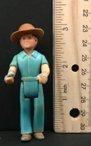 FISHER PRICE TOYS ADVENTURE PEOPLE #304 SAFARI SON FIGURE WEARING COWBOY HAT - Picture 1 of 12