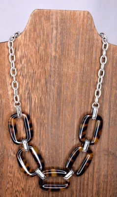 Collar de resina Brighton Dessert Sky Tortuga Link con bolsa Foto 1 de 4