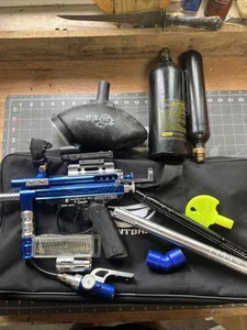 Semi Auto 68 Cal Spyder Shutter Paintball Gun With 2 barrels tanks and bag - Picture 1 of 14