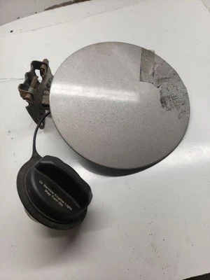 YUKON     2005 Fuel Filler Door 1087197 - Image 1 of 4