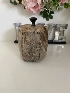 Bote de piedra hexagonal con tapa contenedor baratija caja puerto a puerto vintage marrón - Imagen 1 de 20