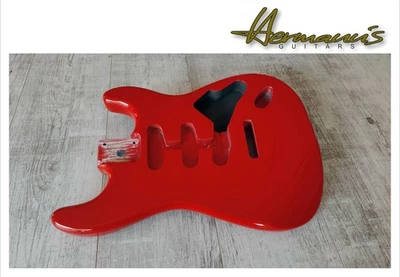 HERMANN´S Strat 3 tlg. Roasted Swamp Ash Body, Finish Dakota Red, Gewicht ca. 1,9 kg