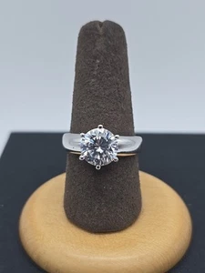 Sterling Silver And Cubic Zirconia Ring Size 8 - Picture 1 of 6
