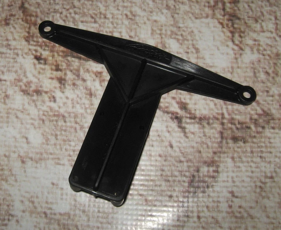 VINTAGE RC RC10 ASSOCIATED 6 GEAR REAR WIDE BODY MOUNT ANDYS BLACK (1) 3418 - Image 1 of 1