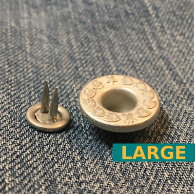 Jean Top Button 17mm - Laurel Wreath Donut - Image 1 of 4