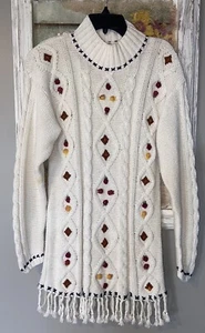 CAPACITY FLORAL OFF WHITE CABLE KNIT SWEATER SZ S EMBROIDERED PRINT Fringe - Picture 1 of 6