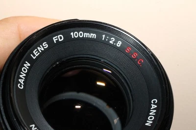 Canon FD 100mm 2.8 SSC Lens - Image 1 of 4