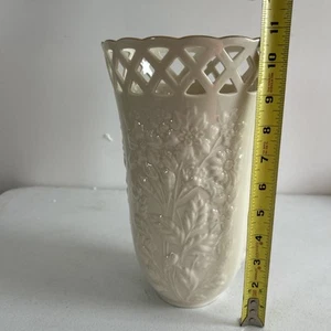 Lenox Blumenvase mit Gitterrand geprägte Blumen - Bild 1 von 6