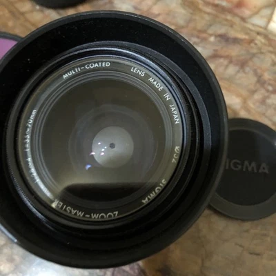 Sigma Zoom-Master 1:28 F=35-70mm Multi Coated GOOD CONDITION - Image 1 of 4
