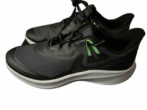 Nike Quest 3 Shield Herren Turnschuhe Größe UK 8 schwarz Neu ohne Deckelbox - Bild 1 von 7