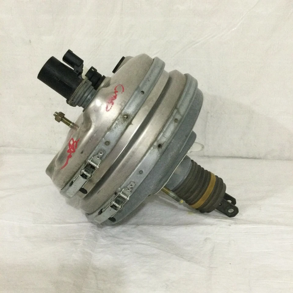 Cilindro de refuerzo de freno eléctrico Mercedes Benz W211 E55AMG 2003-2006 A0054302430 FABRICANTE DE EQUIPOS ORIGINALES Foto 1 de 4