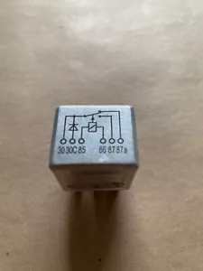 Relais Mercedes ABS, 001 542 67 19 - Bild 1 von 4
