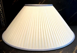 PARALUME CONO,  Ø 52 cm, PER LAMPADA, By BANCI FIRENZE, HAND MADE IN ITALY - Imagen 1 de 14