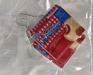 Neu mit Etikett Neuheit Ohrhänger Smuckers Erdbeere nicht verkrustbar - Bild 1 von 1