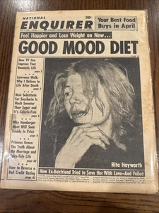 National Enquirer April 5 1977 Rita Hayworth!!! Bagged And Boarded!!! - Imagen 1 de 2