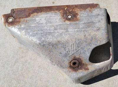 1992-1996 toyota camry 4cylinder 2.2 5SF-E  Exhaust heat shield. - Image 1 of 2